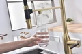 Смеситель из металла Paulmark Magneto One, смеситель, светлое золото ma213188-lg